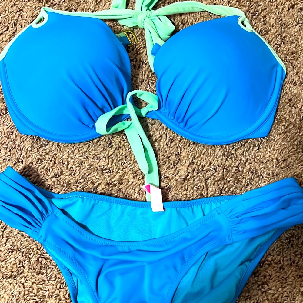 Victoria Secret Swimsuit/ Bikini